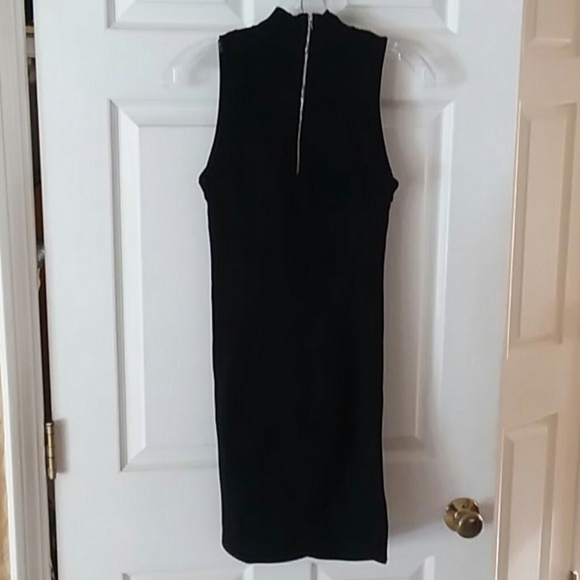 Parker Bodycon Dress - Picture 4 of 8